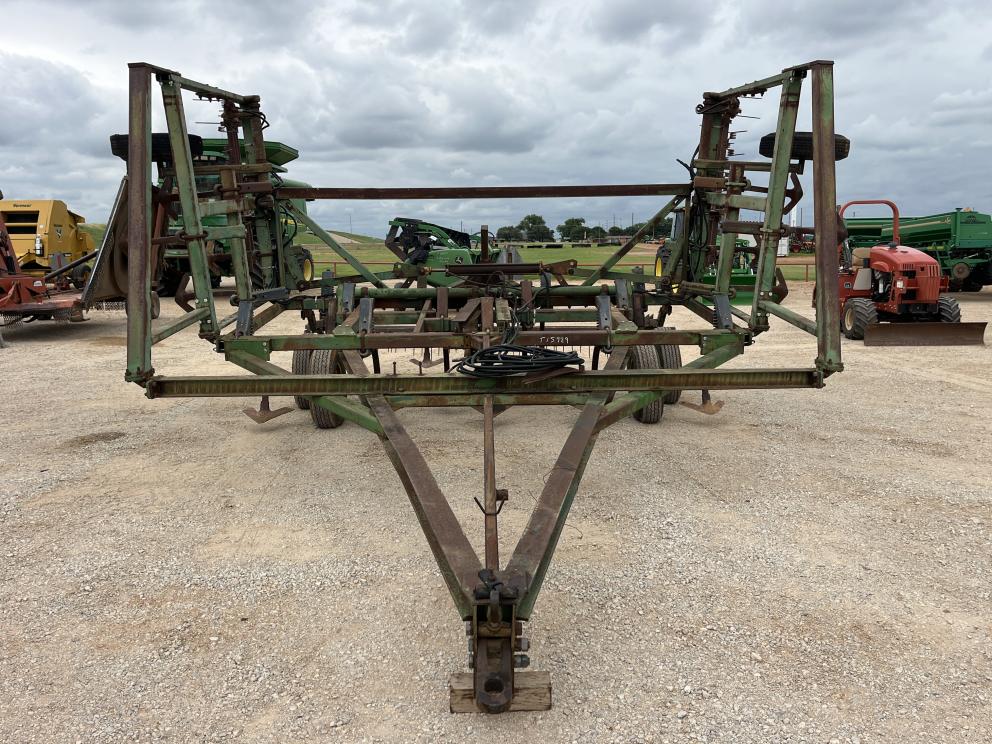 Image for John Deere 1600