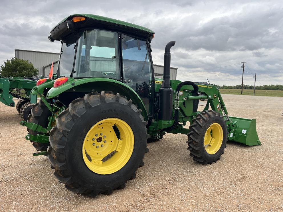 Image for 2022 John Deere 5100E