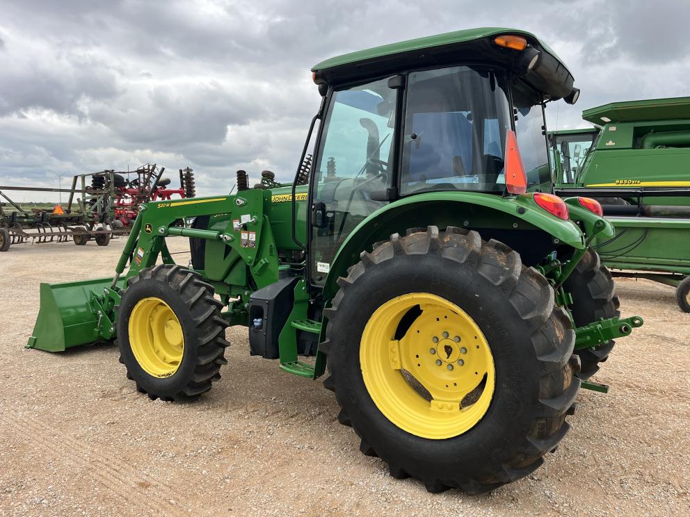 Image for 2022 John Deere 5100E