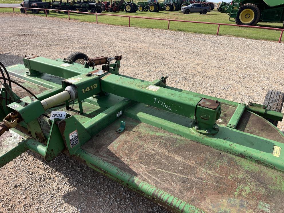 Image for 1995 John Deere 1418