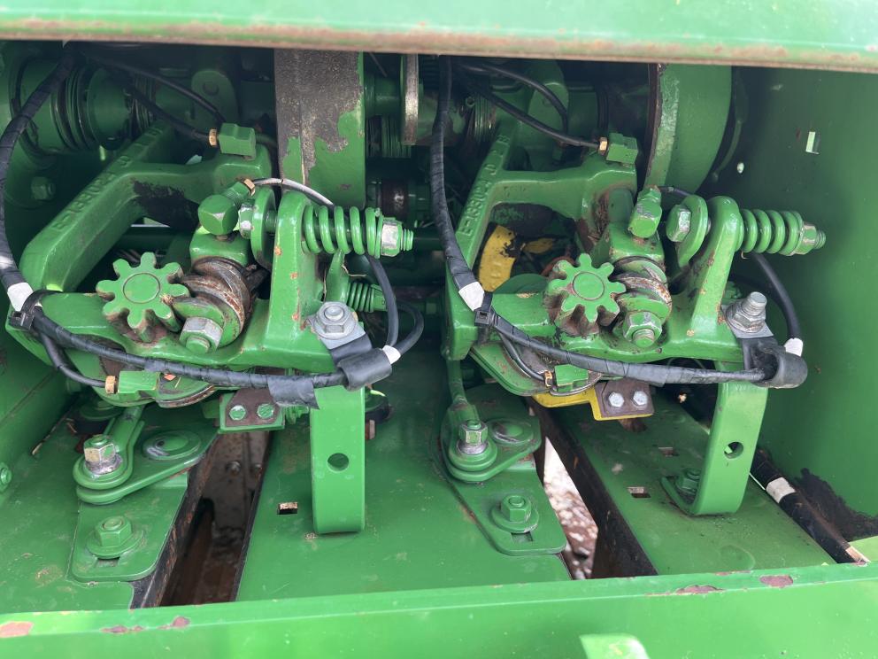 Image for 2013 John Deere 348