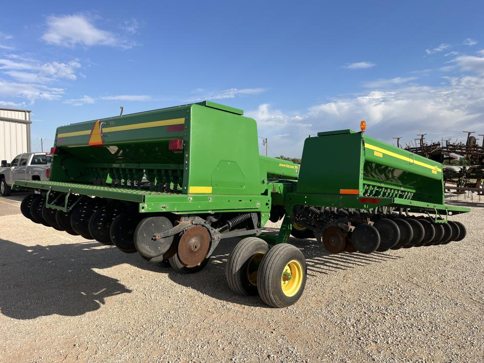 Image for 2005 John Deere 455