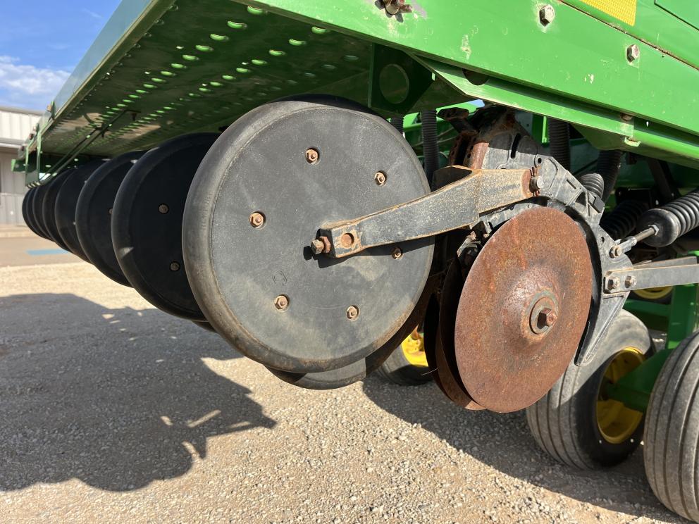 Image for 2005 John Deere 455