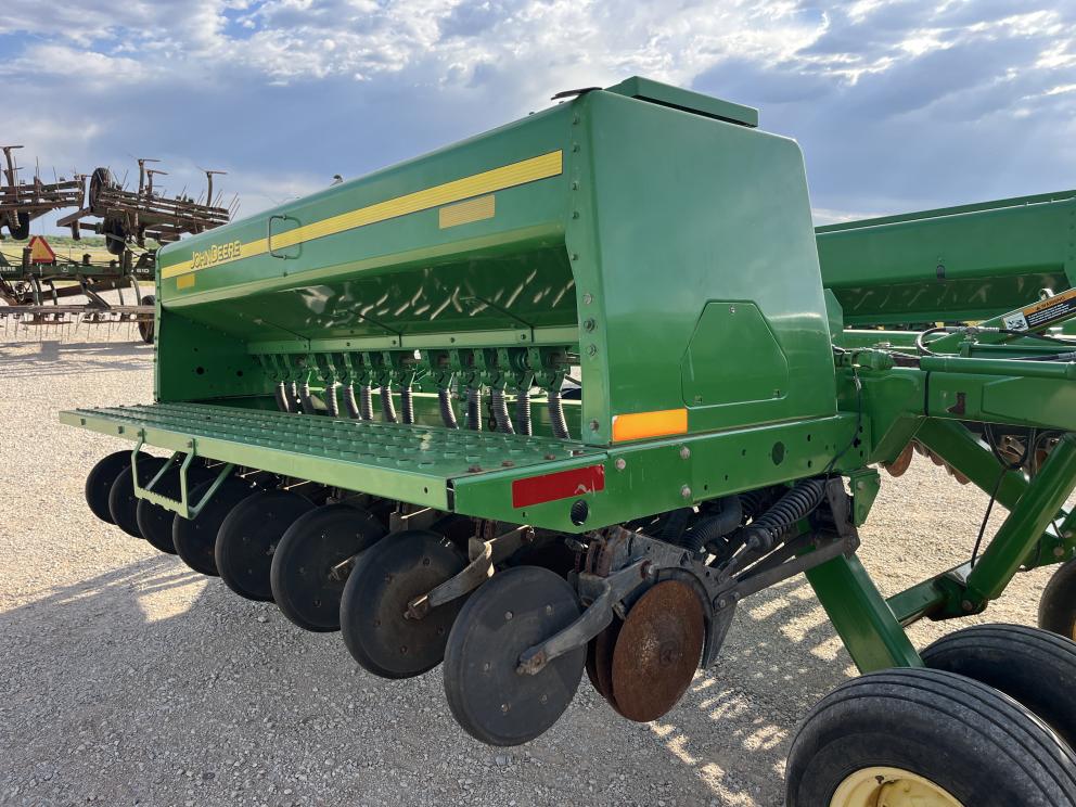 Image for 2005 John Deere 455