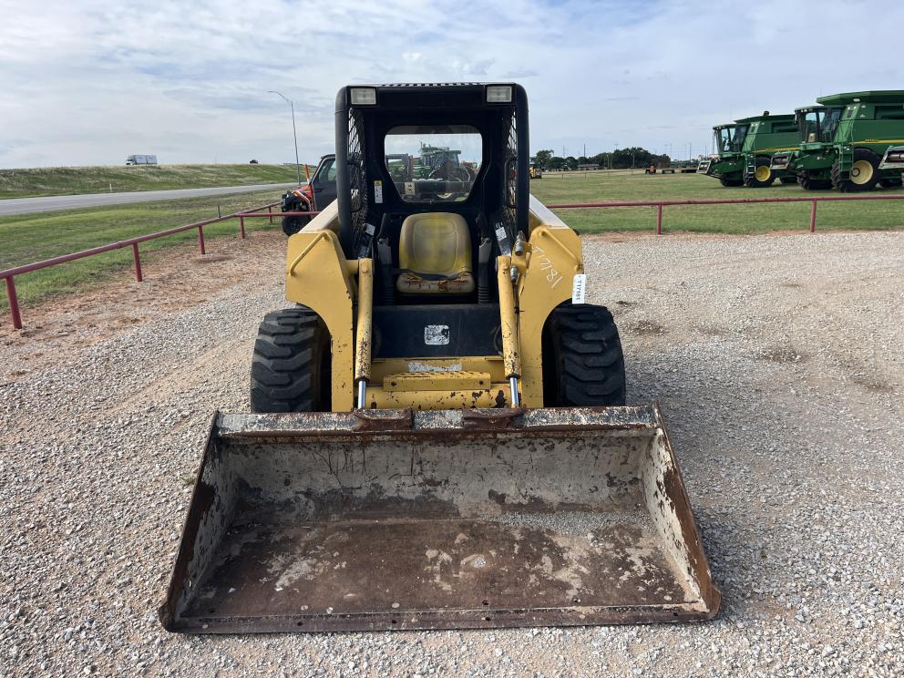 Image for 1999 Deere 250