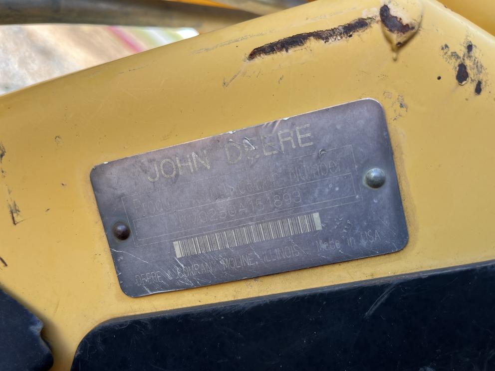 Image for 1999 Deere 250