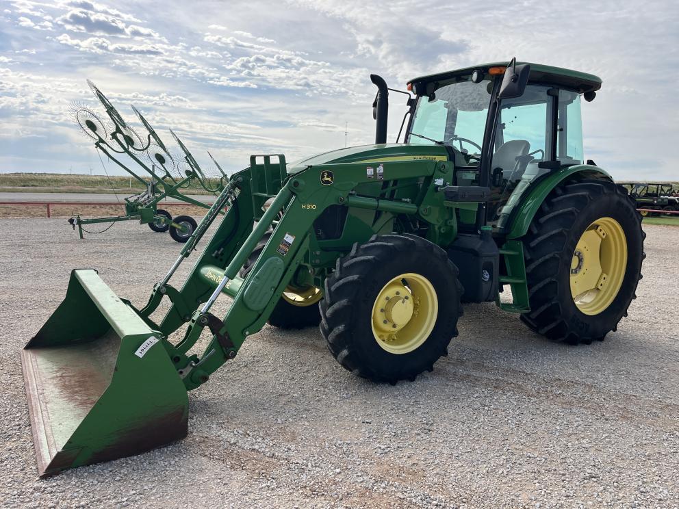 Image for 2017 John Deere 6120E
