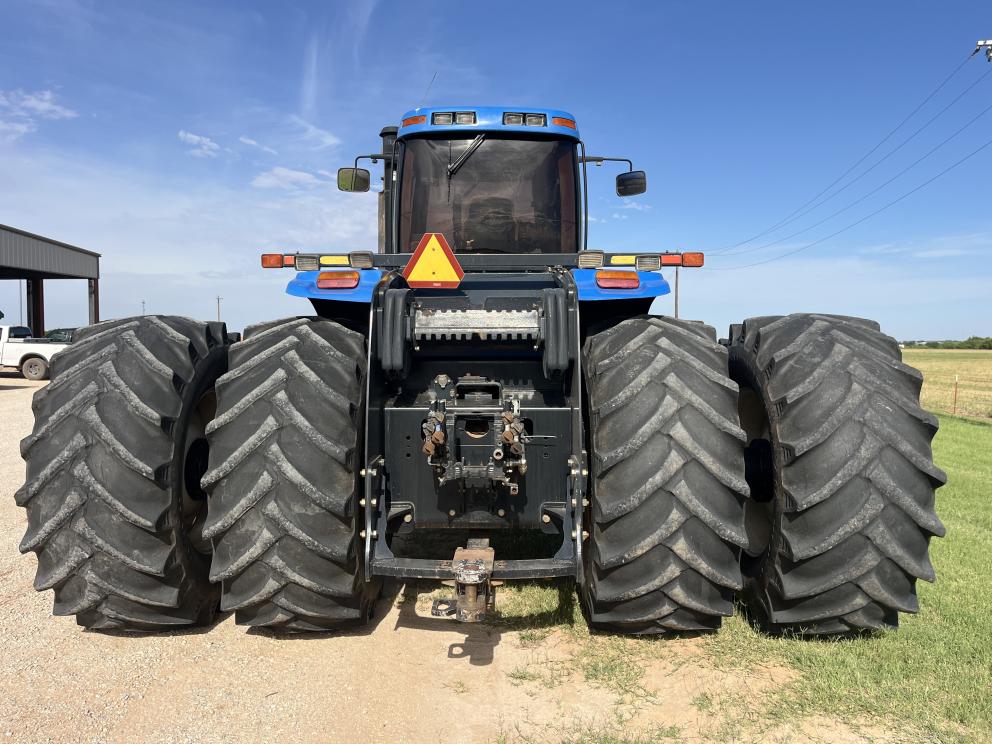 Image for 2007 New Holland T9040