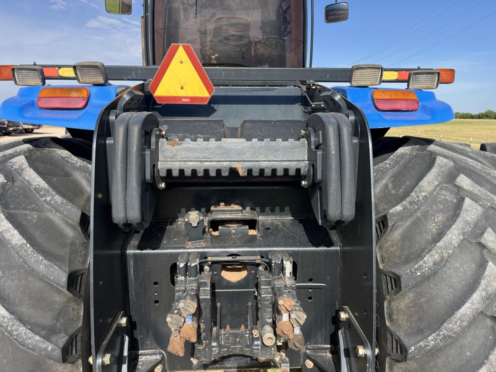 Image for 2007 New Holland T9040