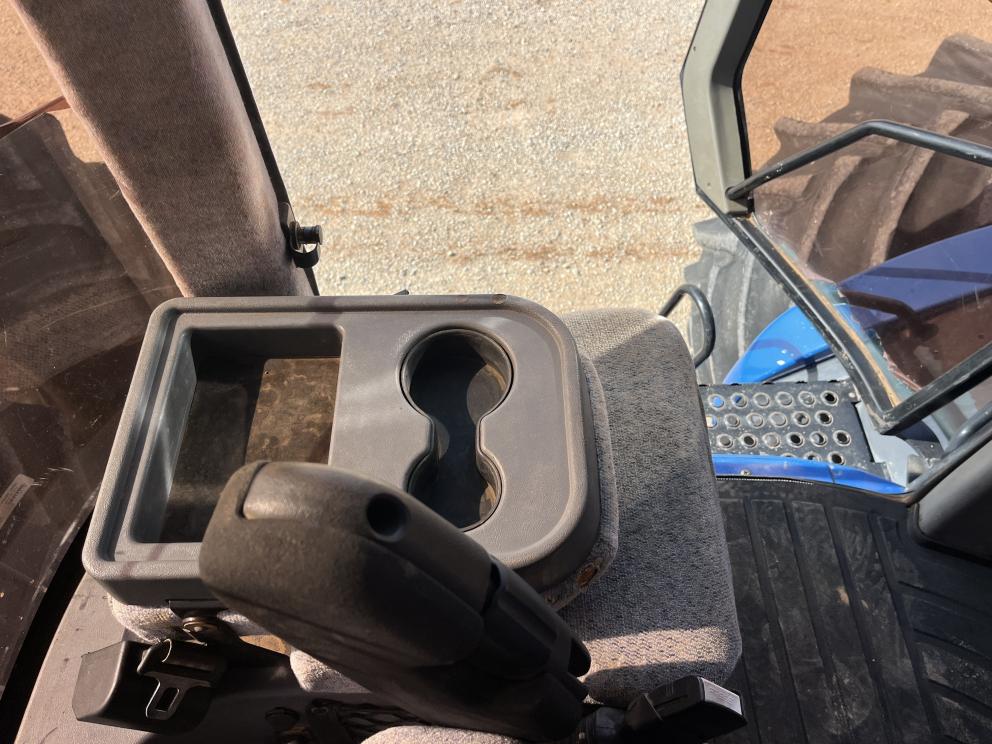 Image for 2007 New Holland T9040