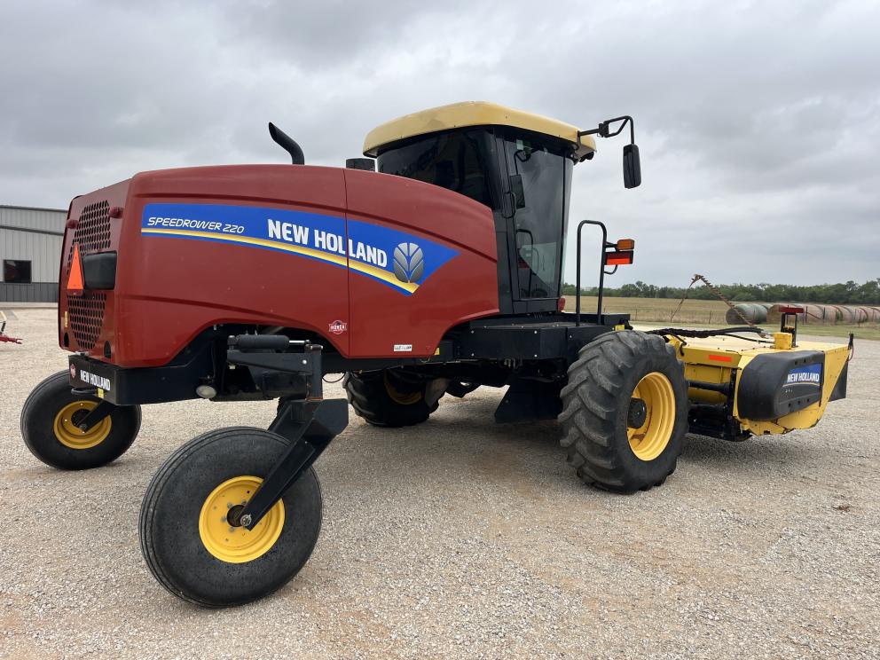 Image for 2019 New Holland Speedrower 220
