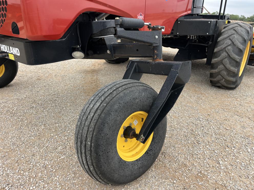 Image for 2019 New Holland Speedrower 220