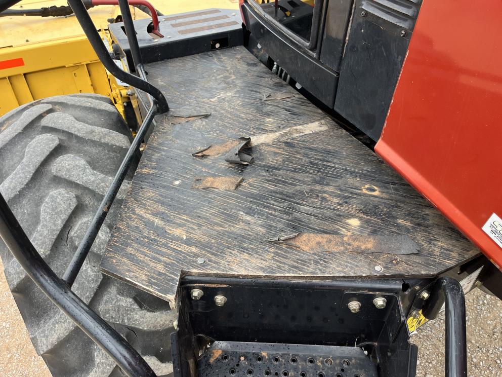 Image for 2019 New Holland Speedrower 220