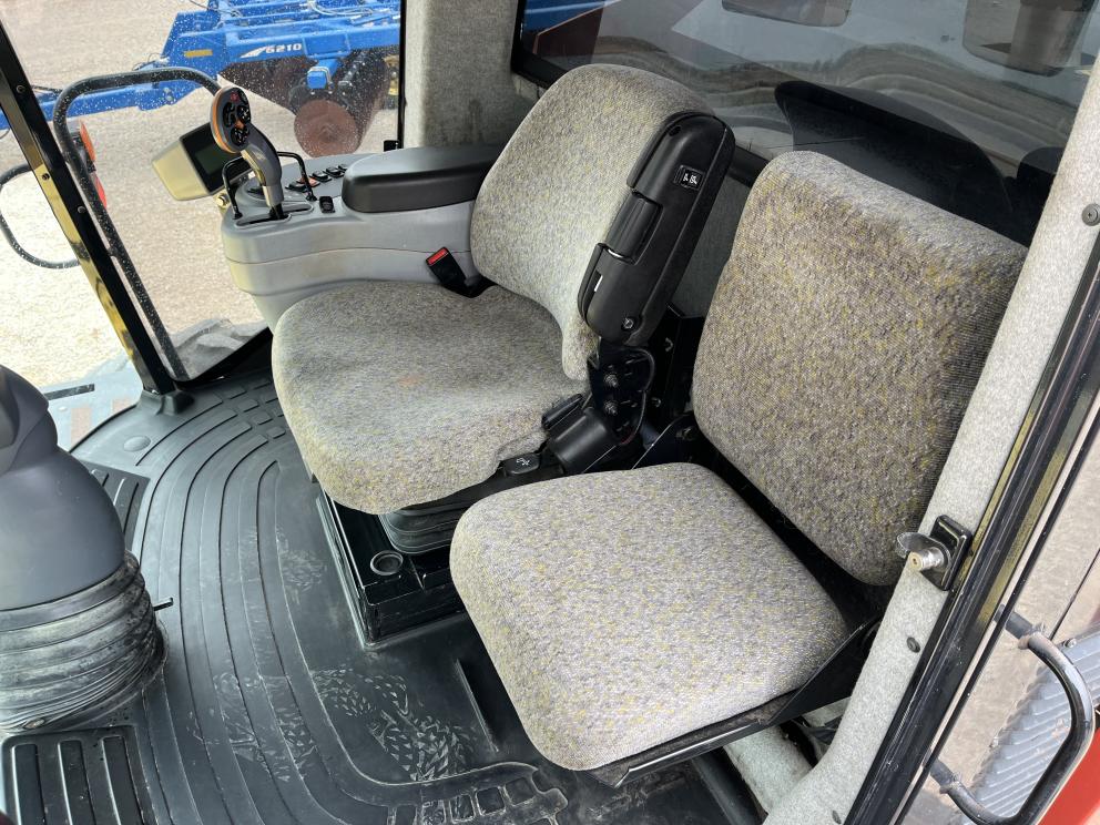 Image for 2019 New Holland Speedrower 220