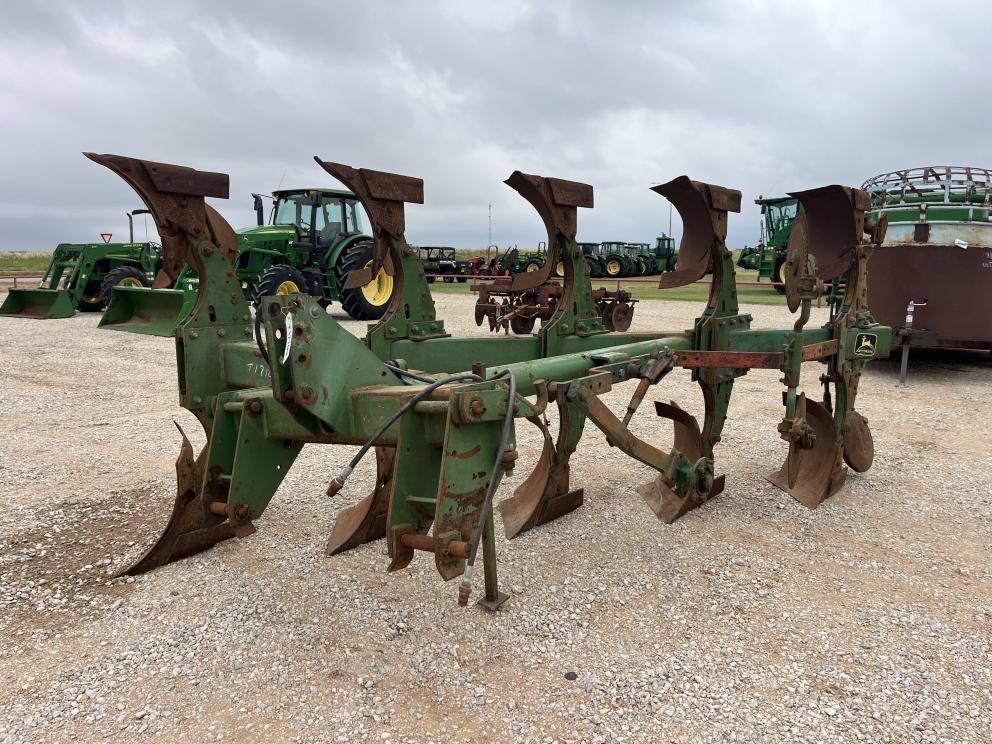 Image for John Deere 4600