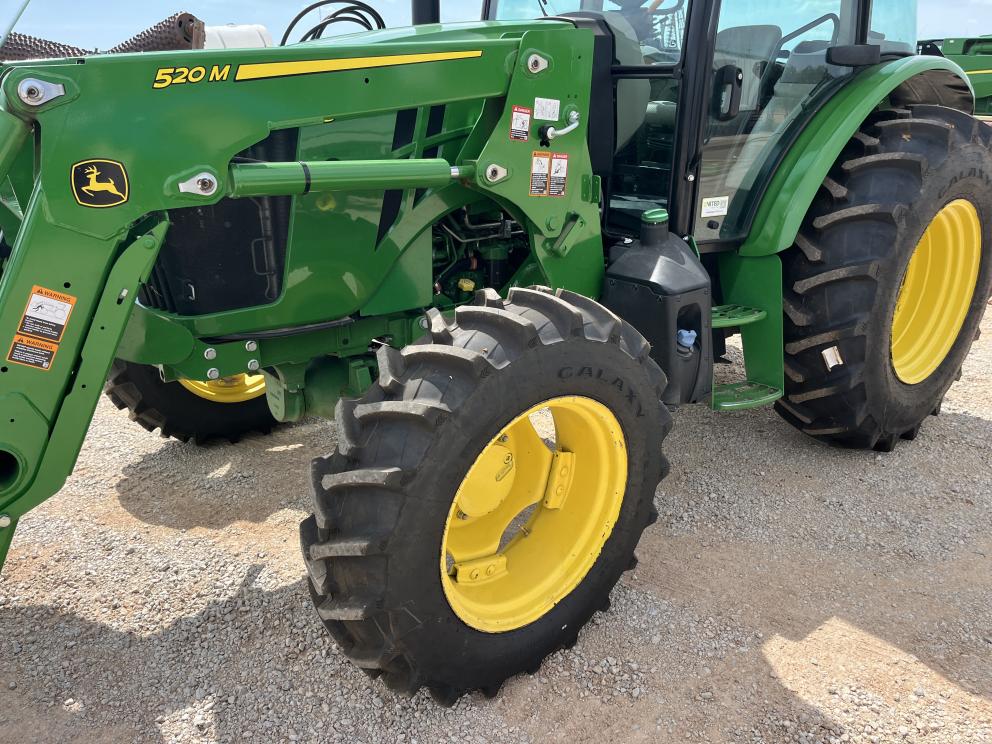 Image for 2023 John Deere 5100E