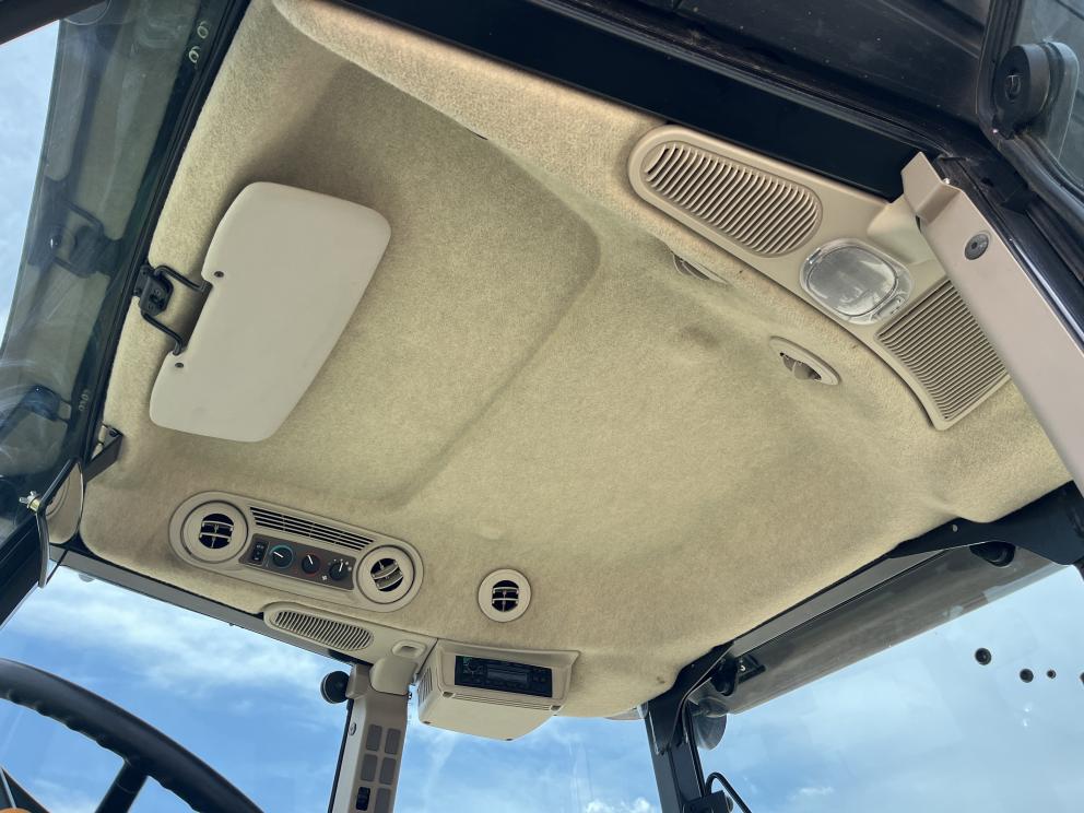 Image for 2023 John Deere 5100E