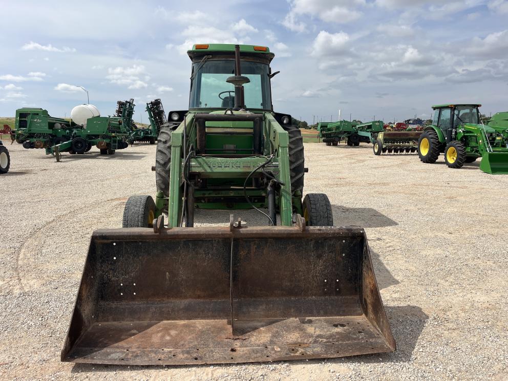 Image for 1976 John Deere 4230