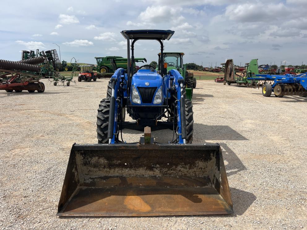 Image for 2015 New Holland WORKMASTER 70