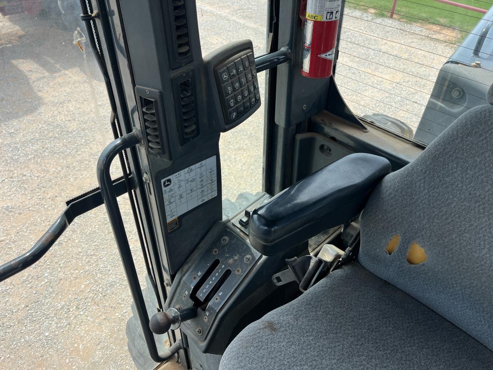 Image for 2007 Deere 770D