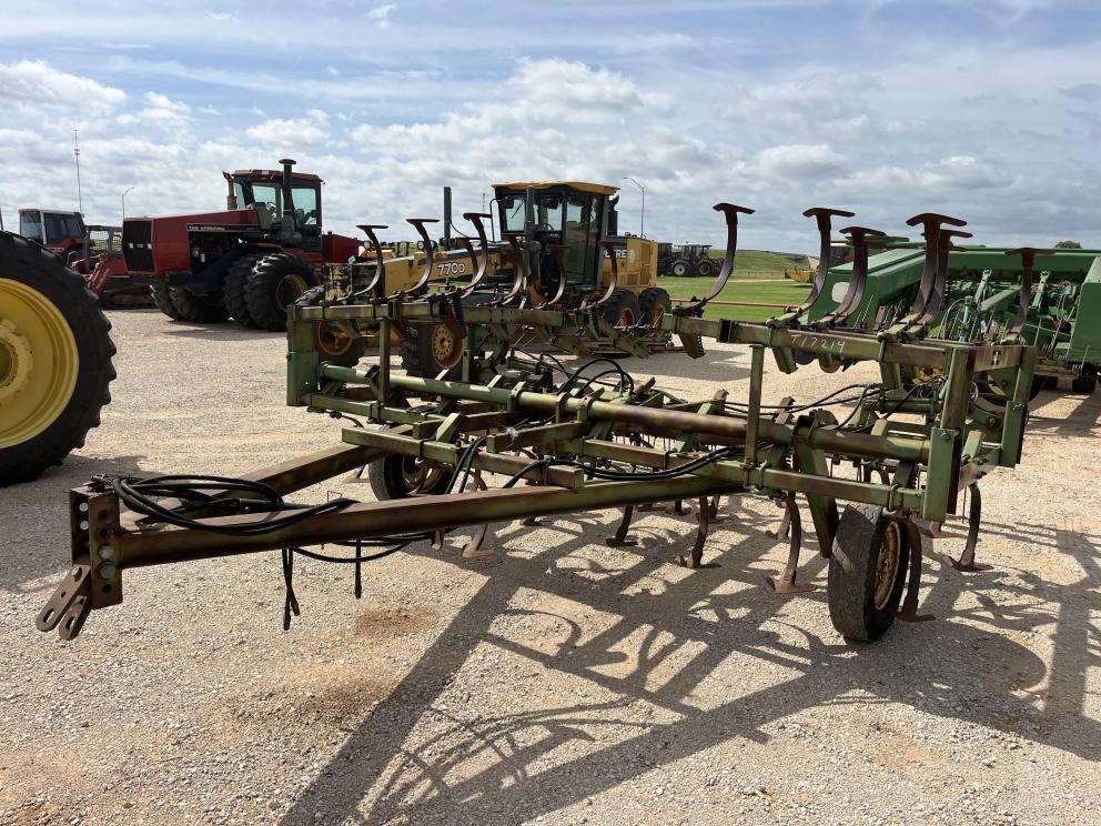 Image for John Deere E1010