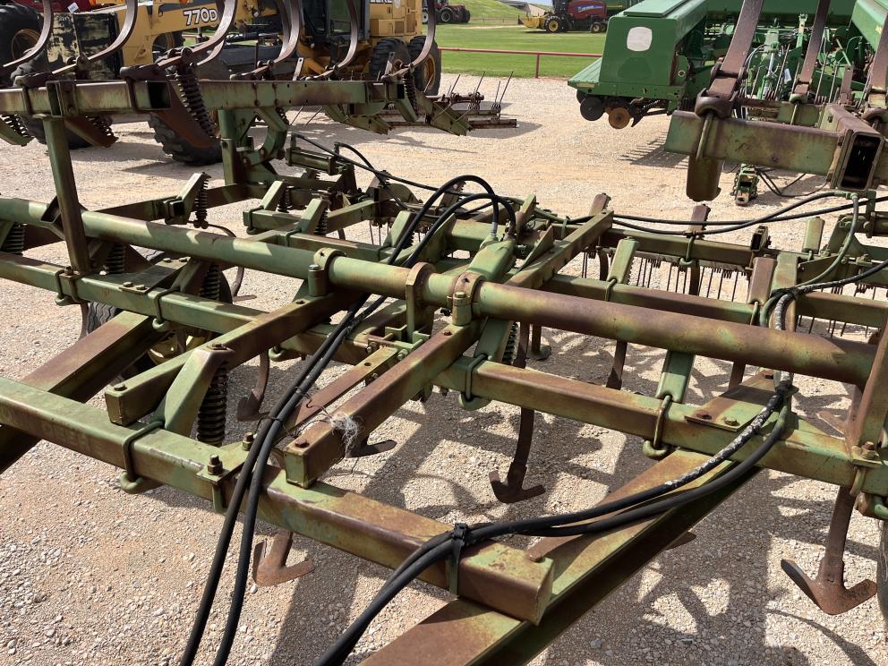 Image for John Deere E1010