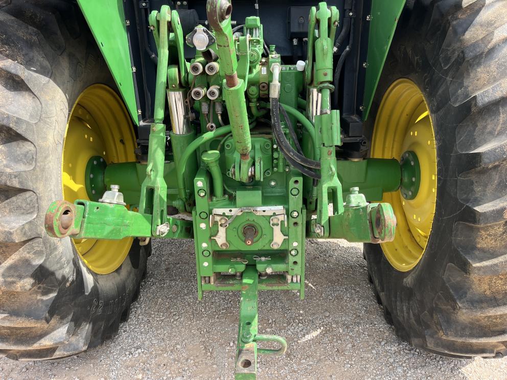 Image for 2005 John Deere 6415