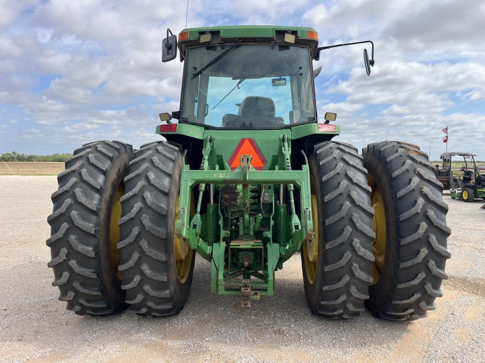 Image for 1995 John Deere 8300