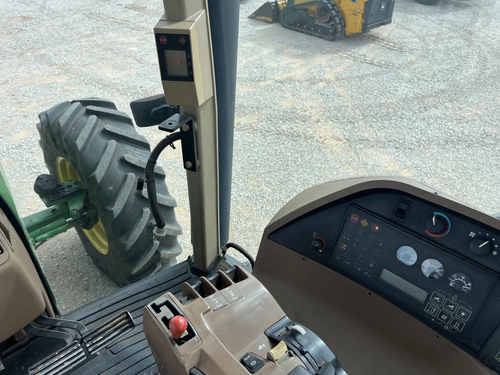 Image for 1995 John Deere 8300