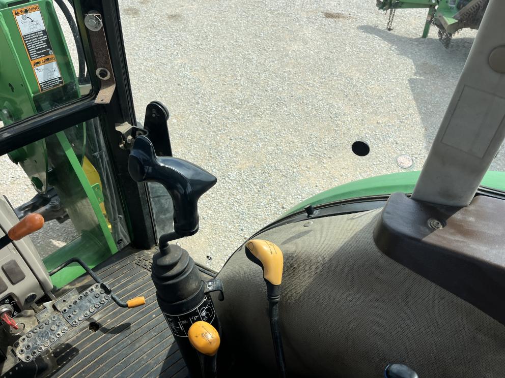 Image for 2011 John Deere 5093E