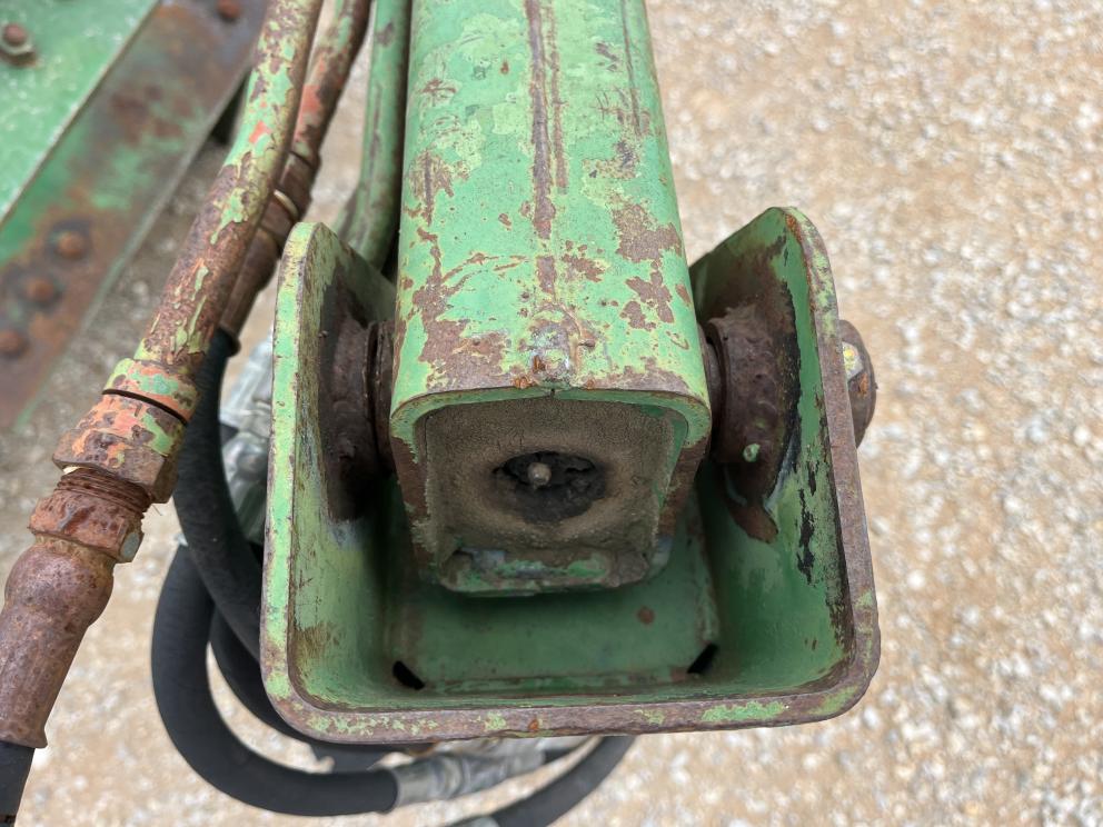 Image for John Deere 158