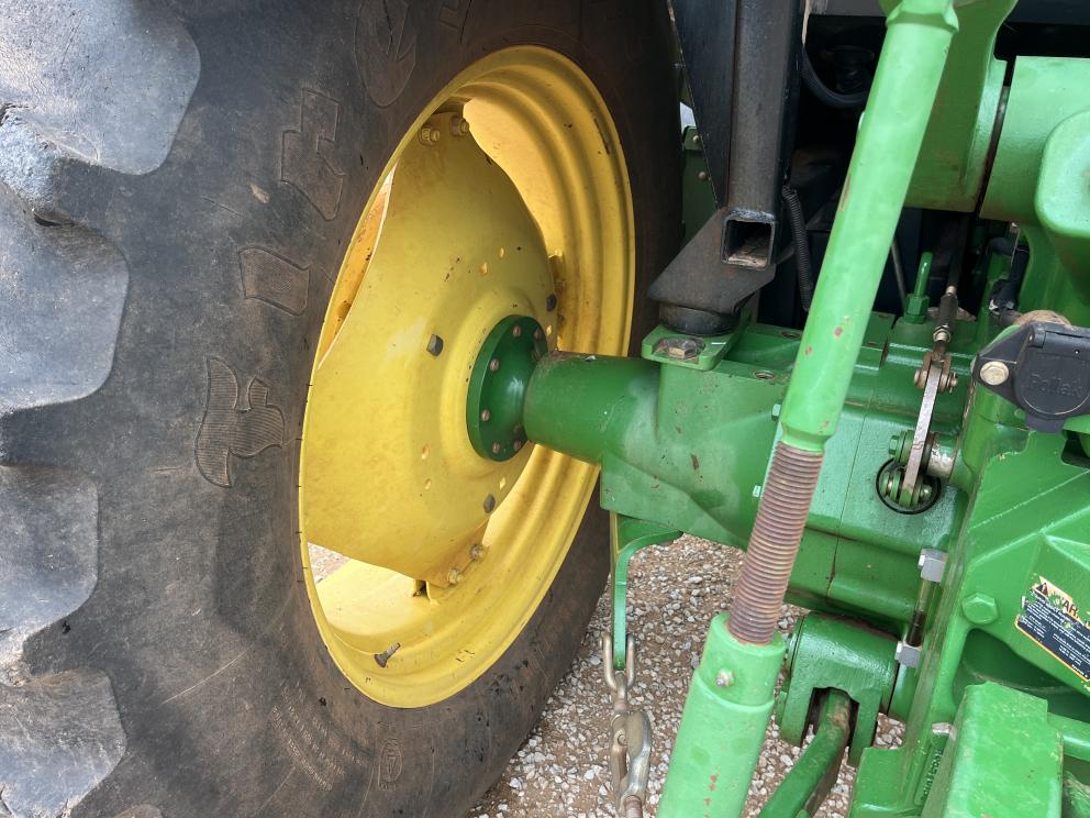 Image for 2010 John Deere 6140D
