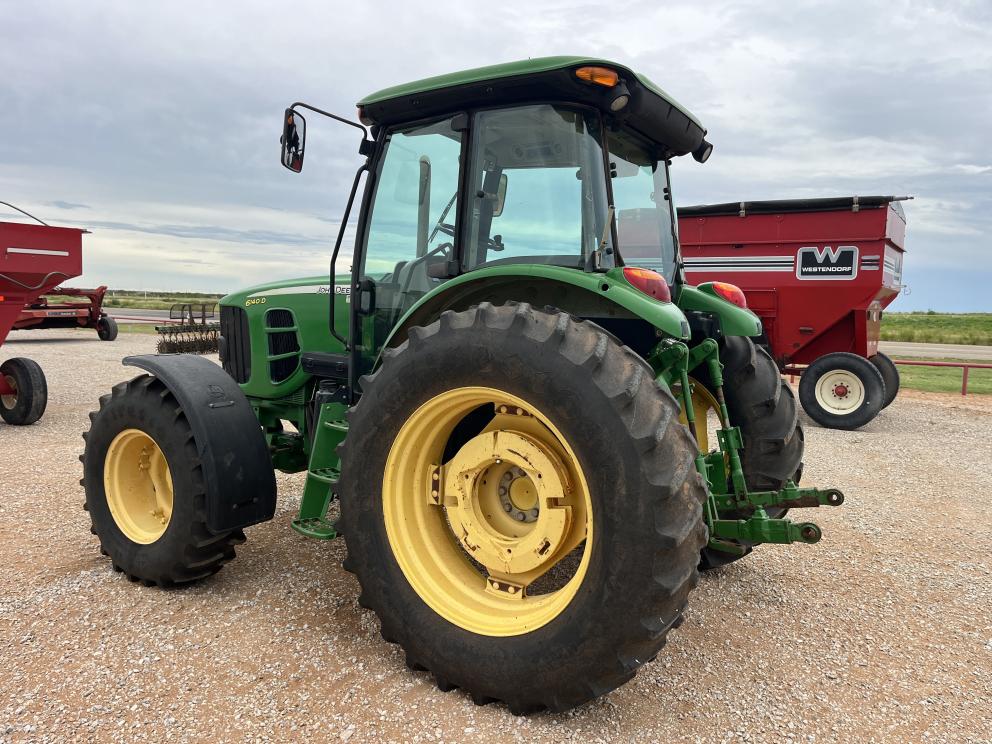 Image for 2010 John Deere 6140D