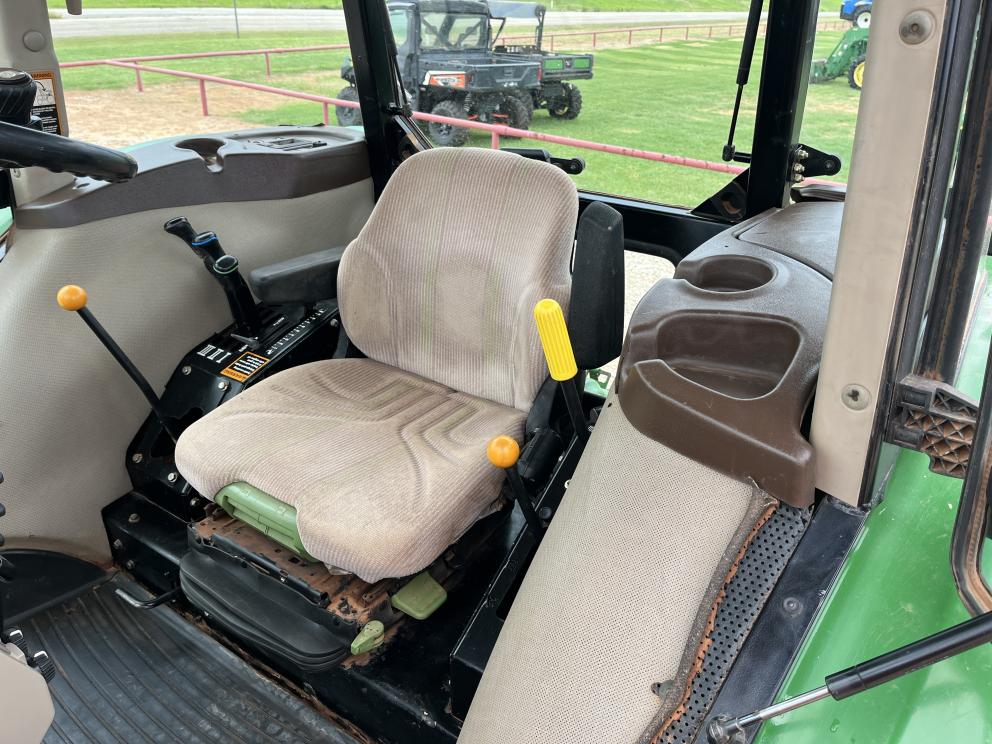 Image for 2010 John Deere 6140D