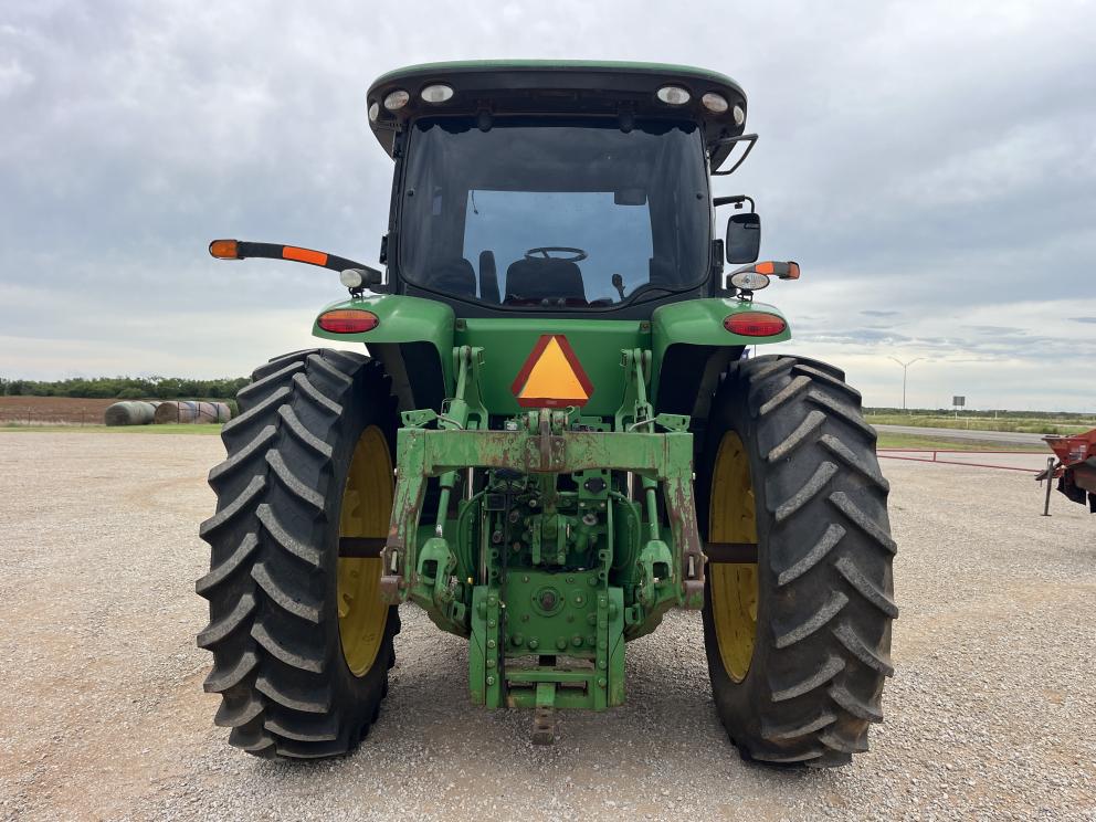 Image for 2012 John Deere 7200R