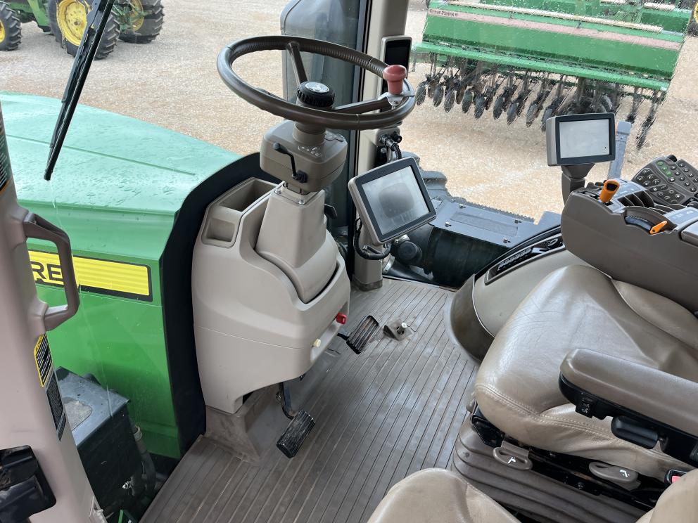 Image for 2013 John Deere 9510R
