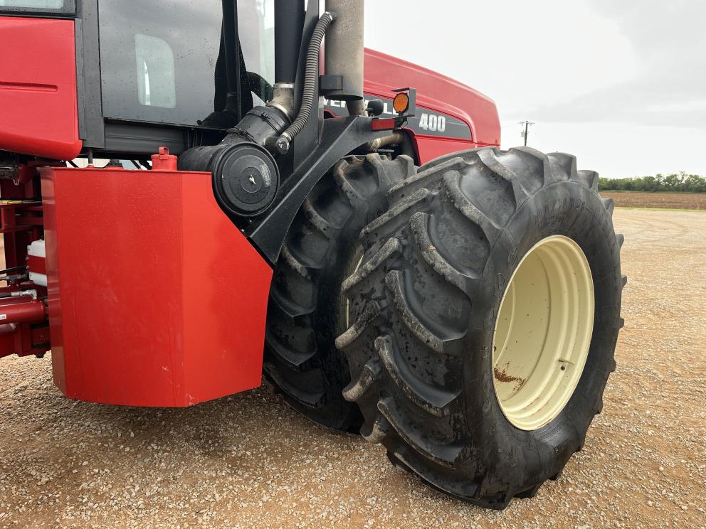 Image for 2010 Versatile 400