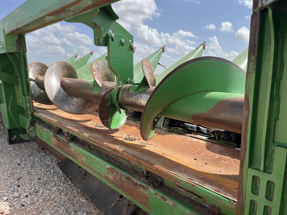 Image for 2011 John Deere 612C