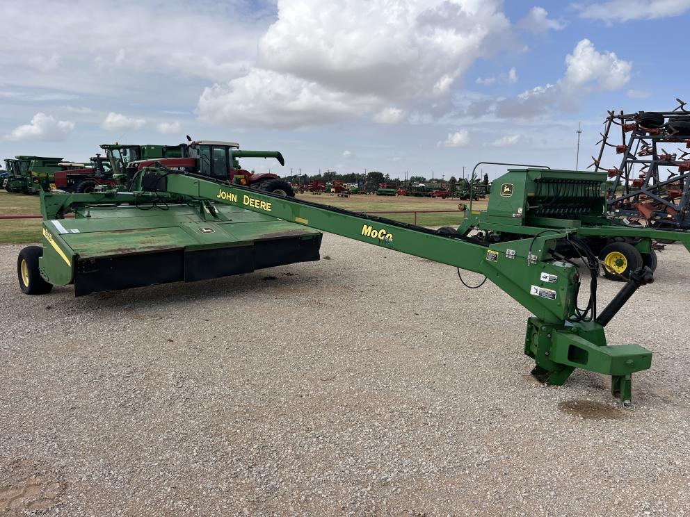 Image for 2012 John Deere 946