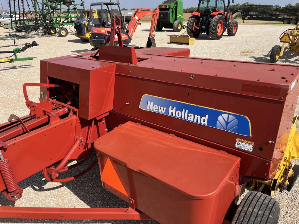Image for 2012 New Holland BC5060