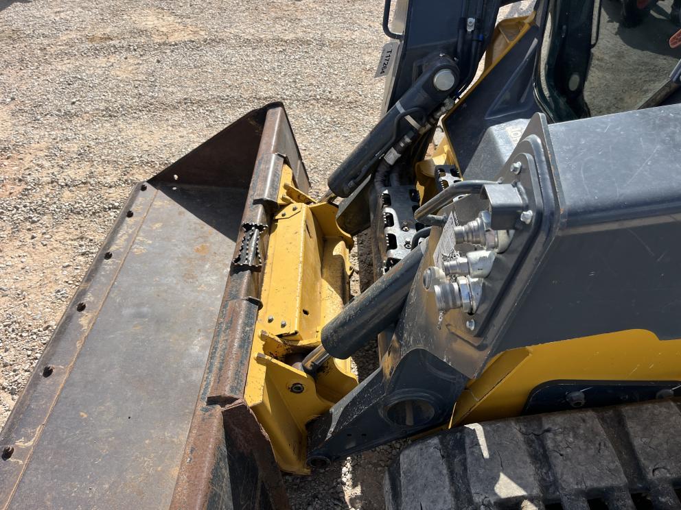 Image for 2024 John Deere 333G