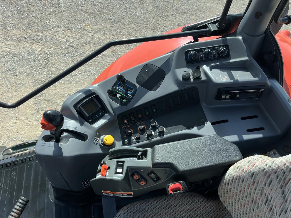 Image for 2021 Kubota M6-141