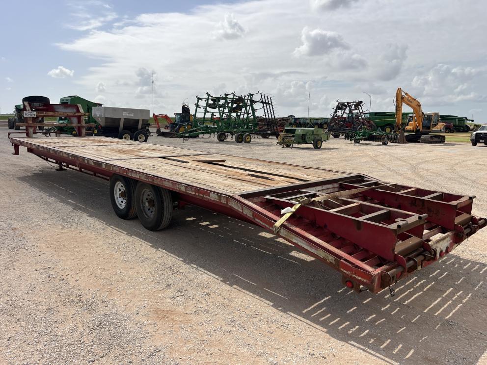 Image for 2008 Texas Bragg Trailer