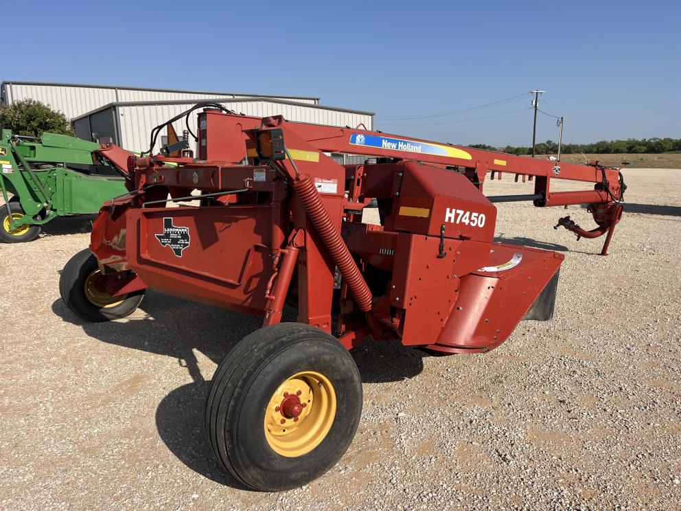 Image for 2010 New Holland H7450