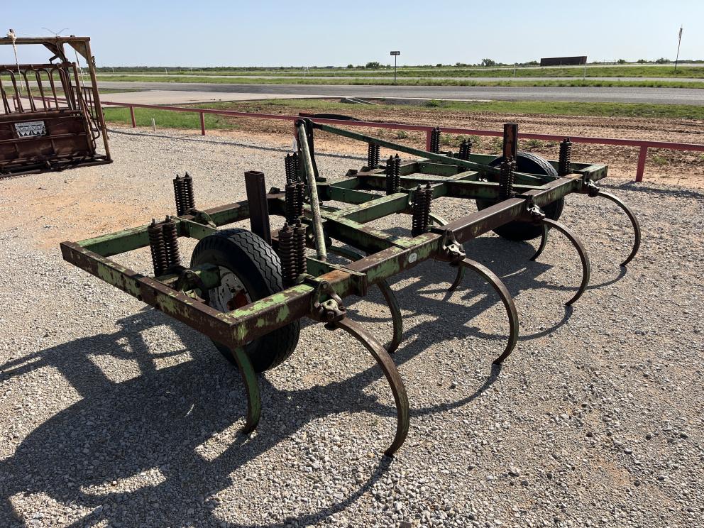 Image for John Deere 100