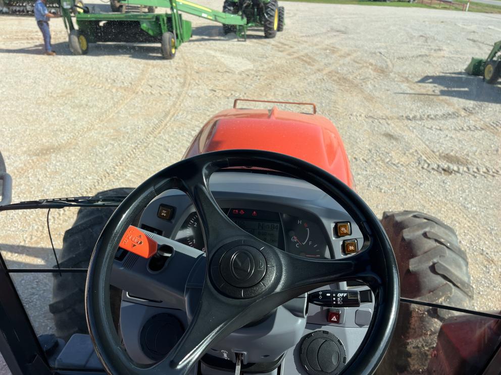 Image for 2021 Kubota M6-141