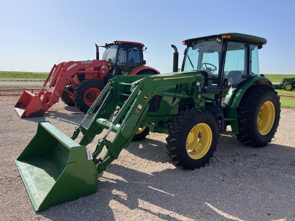 Image for 2019 John Deere 5100E