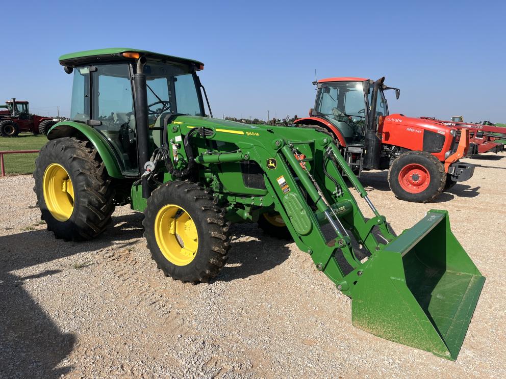 Image for 2019 John Deere 5100E