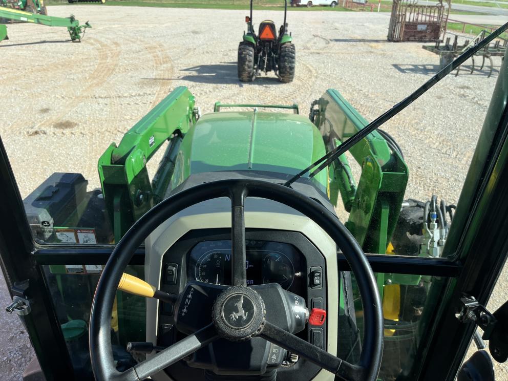 Image for 2019 John Deere 5100E