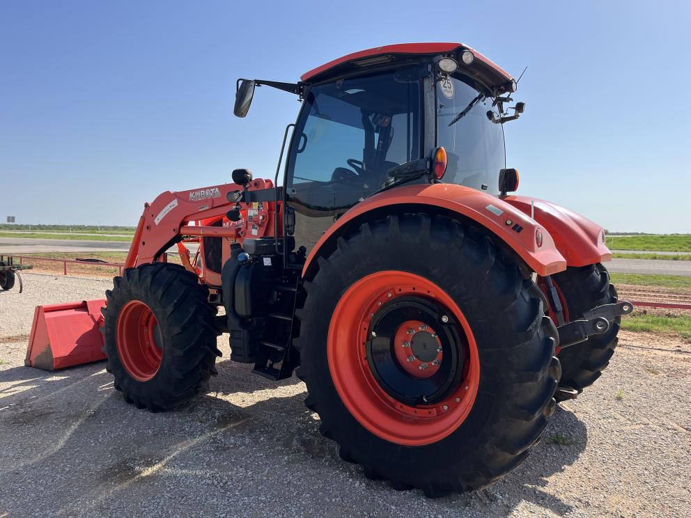 Image for 2019 Kubota M7-151